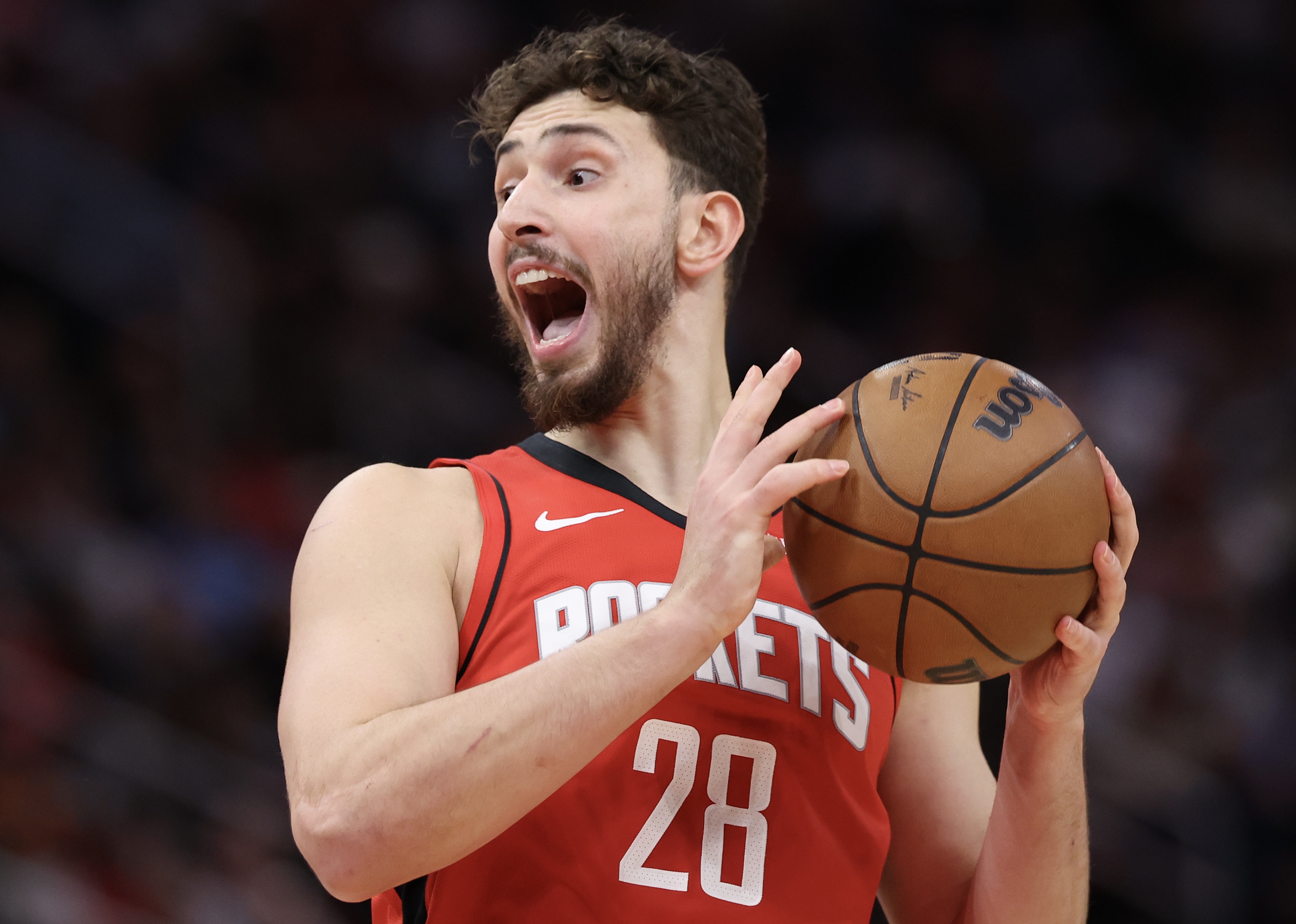 对手挡拆让自己去防后卫？申京：我知道自己能防住 但没足够努力